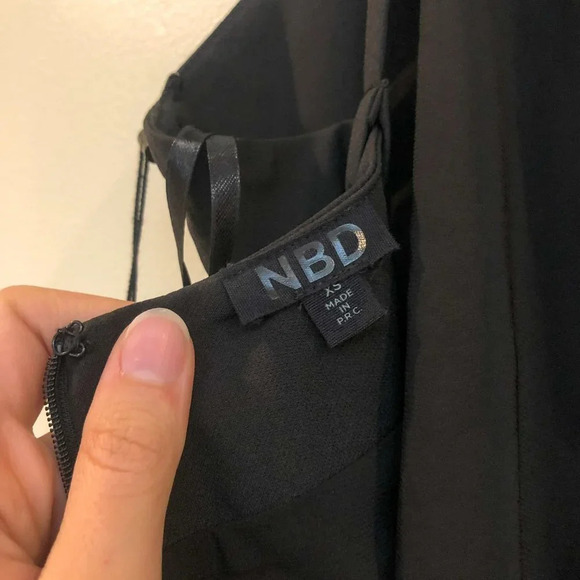 NEW NBD Black Grommet Sleeveless Mini Going Out Classic Dress Square Neckline XS - Picture 8 of 9